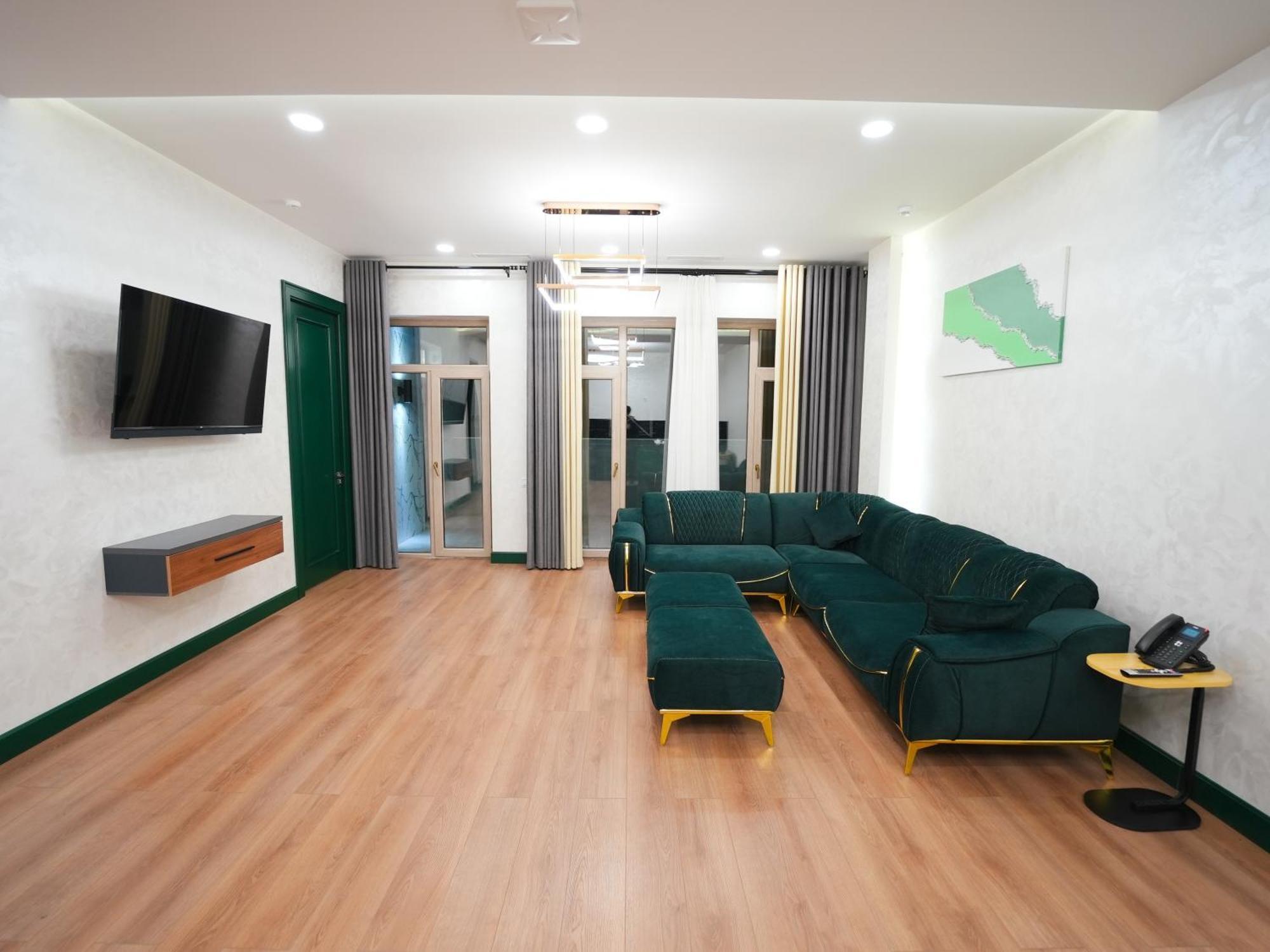 Avant Hotel Tashkent Pool&Spa Ngoại thất bức ảnh