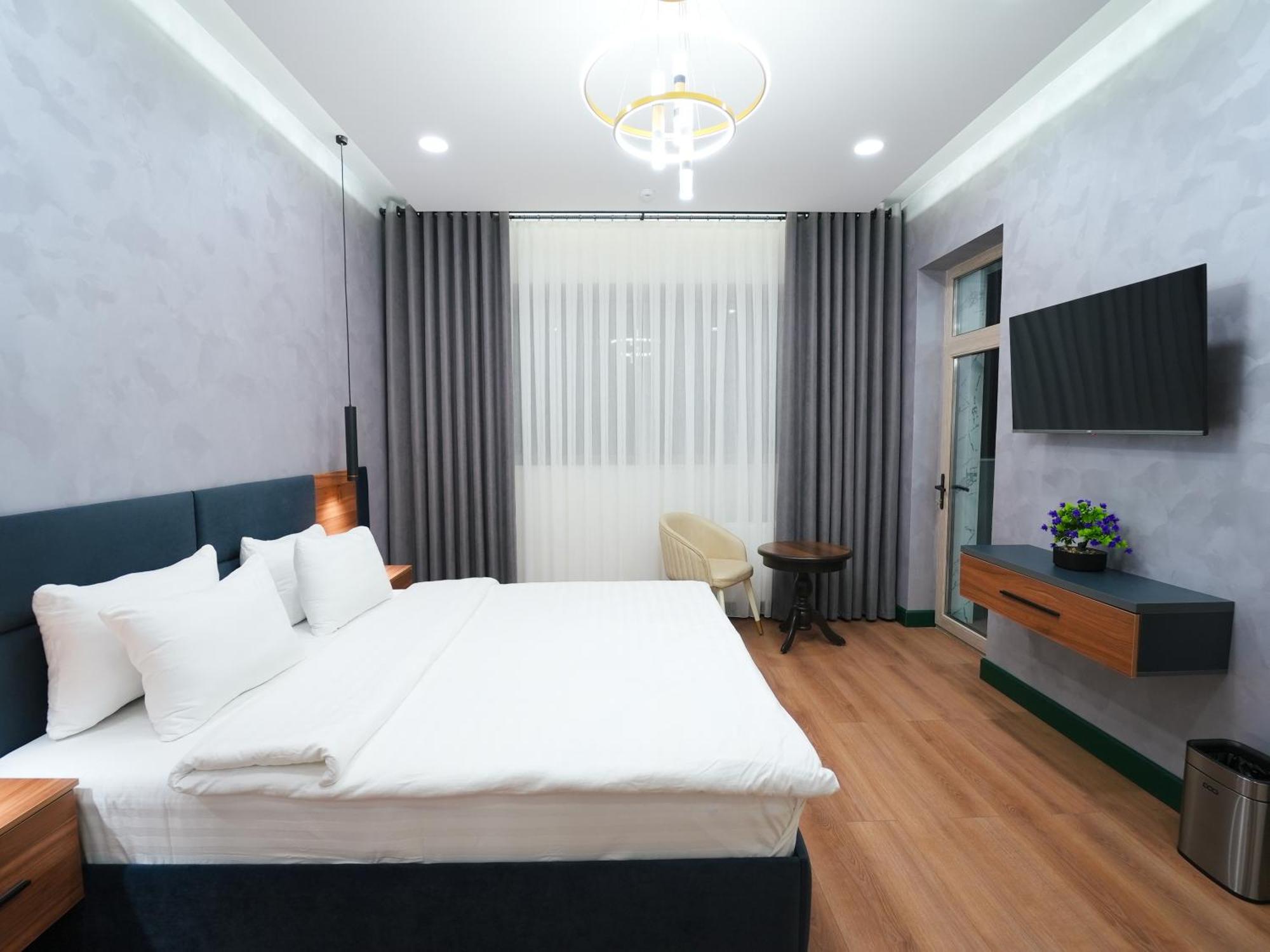 Avant Hotel Tashkent Pool&Spa Ngoại thất bức ảnh