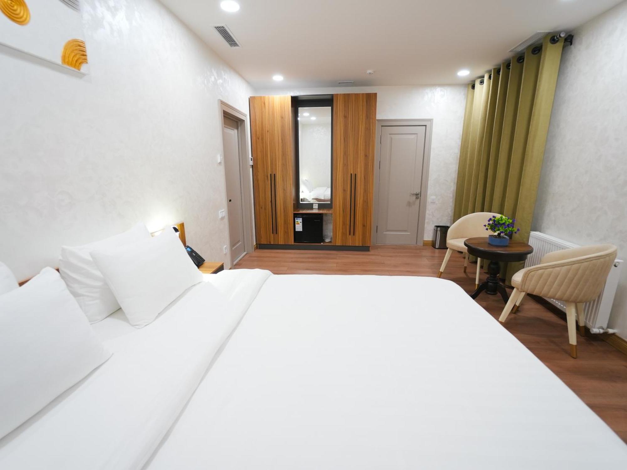 Avant Hotel Tashkent Pool&Spa Ngoại thất bức ảnh